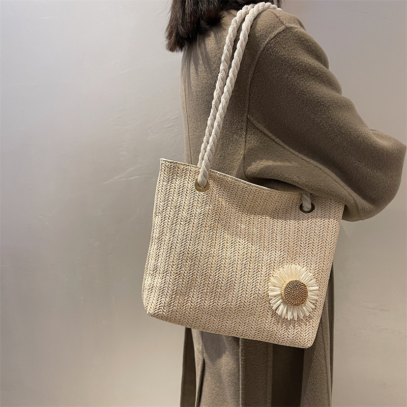 MZ Large Woven Shoulder Bag Women Casual Handbag 30x24x8cm