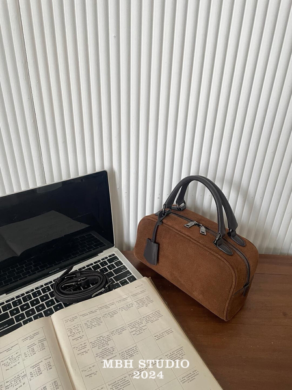 MBH Matte Leather Simple Retro Bowling Bag with Shoulder Strap and Charm - Image 4